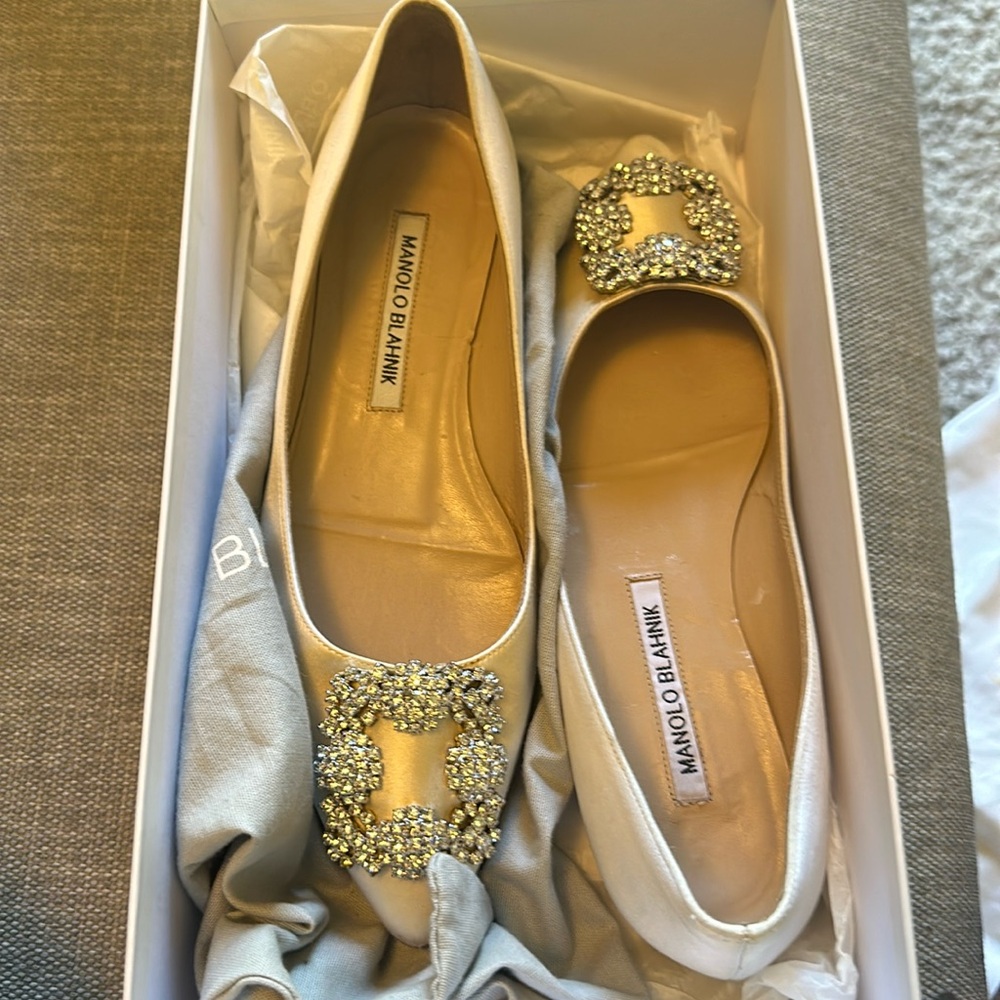 Manolo Blahnik Hangisi Grey satın